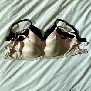 Set of 3 Victoria's Secret Bare Infinity Flex Lightly Lined Wireless Plunge Bras